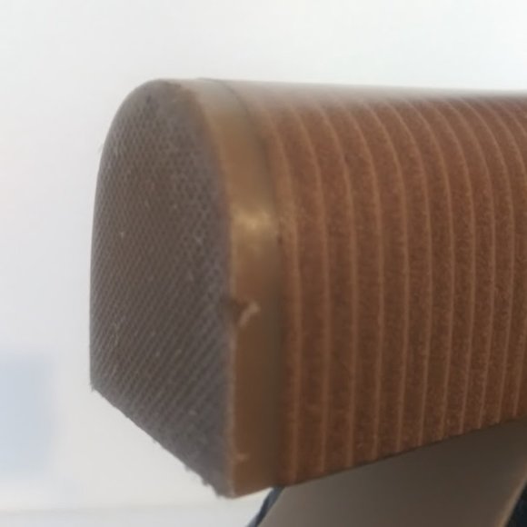 Apt 9 women's size 8 1/2 Black High Heel Ankle Boots - Picture 12 of 12